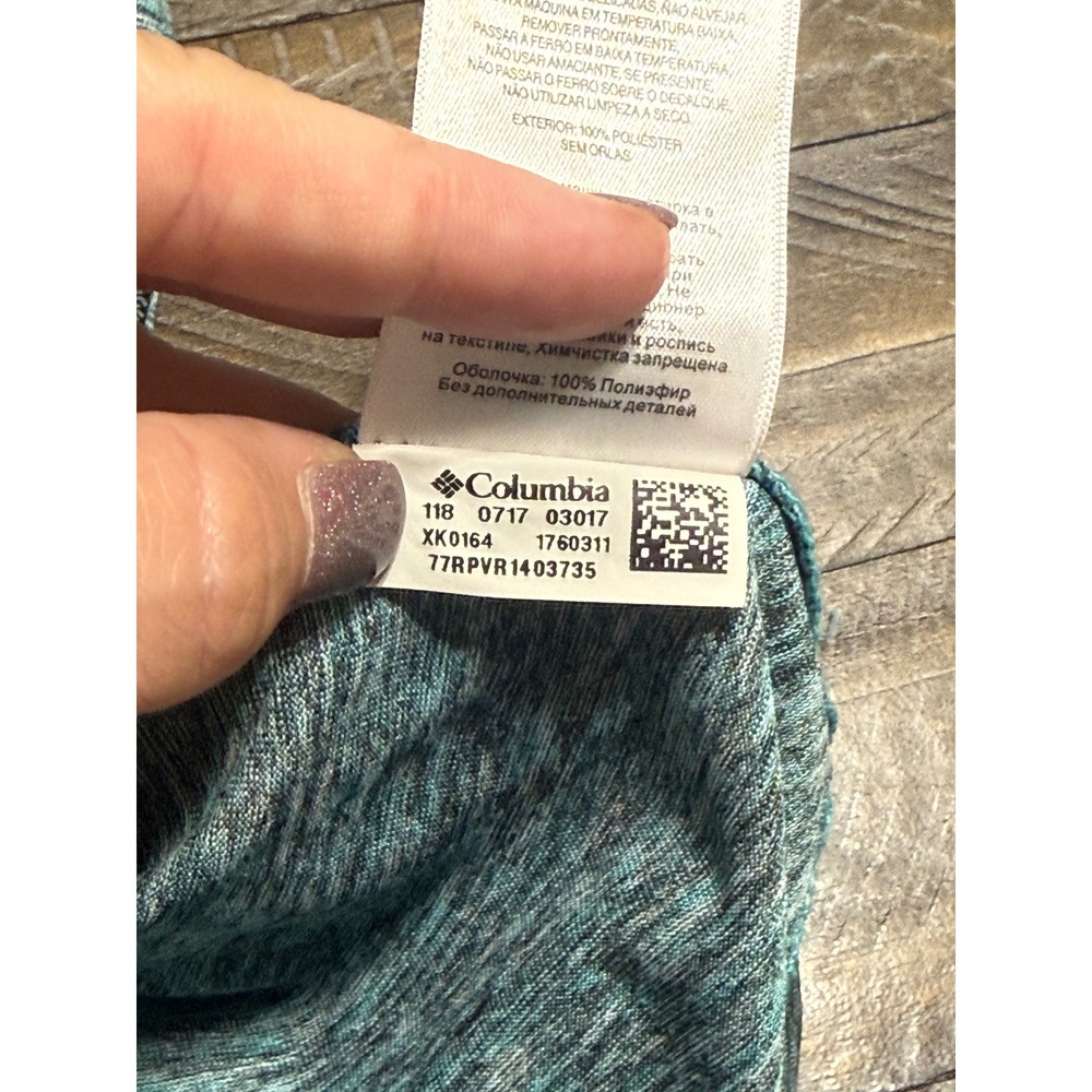 Columbia T-Shirt Womens Medium Teal Space Dye Omni-Wick V-Neck XK0164 Preloved - Picture 6 of 7
